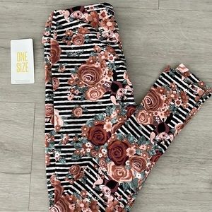 Lularoe OS Queen of Hearts Leggings